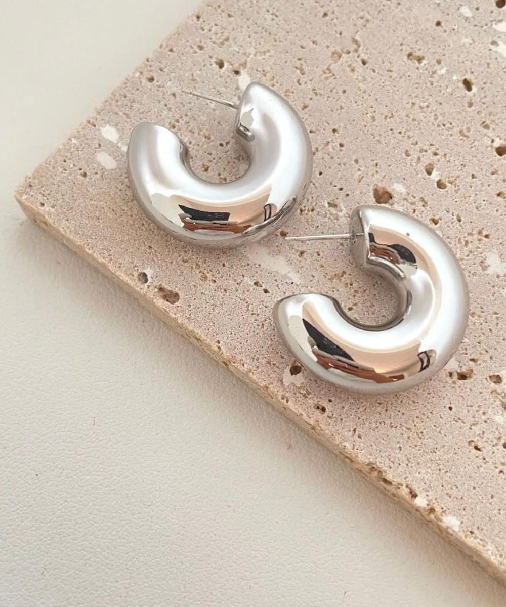 Luna Curve Hoops
