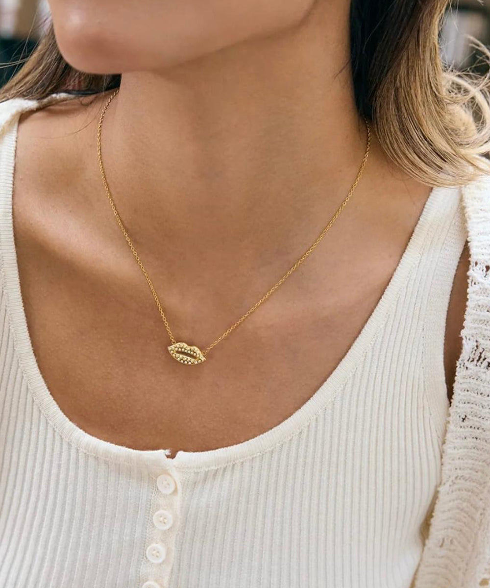 Studded Lips Pendant Necklace