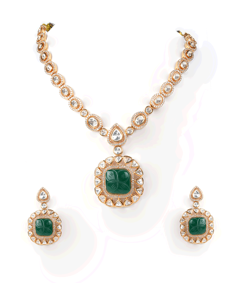Regal Emerald Pendant Set