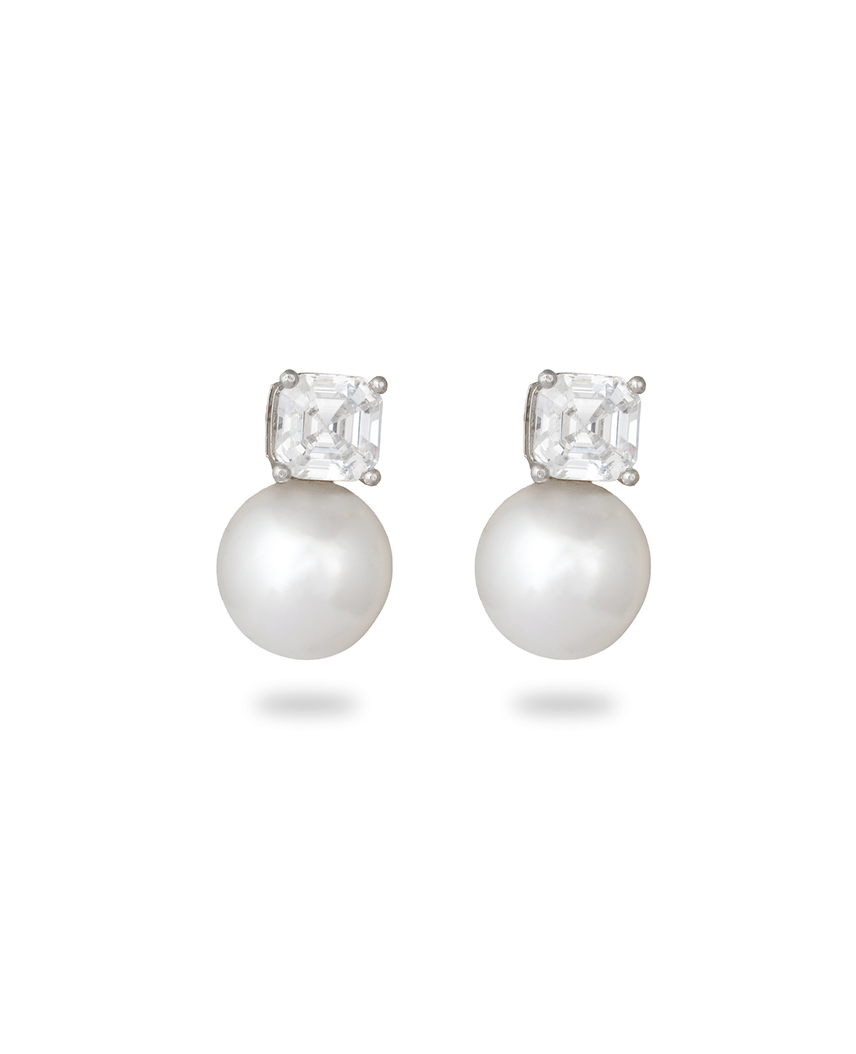 Surveen's Solitaire Pearl Drop Earrings